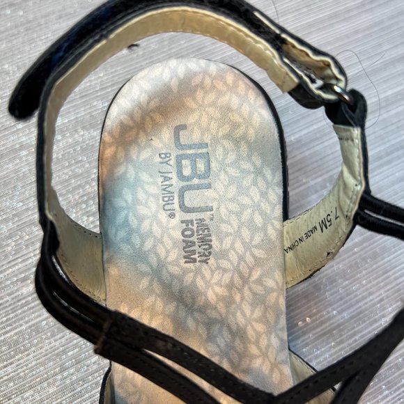 JBU by Jambu Gigi Wedge Sandals, Black 7.5 - Picture 13 of 13